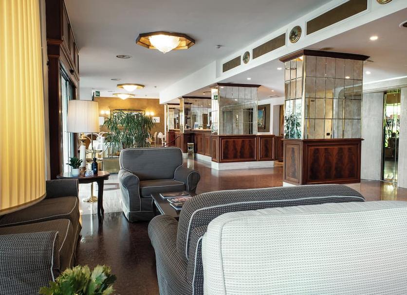 Lobby Foto's