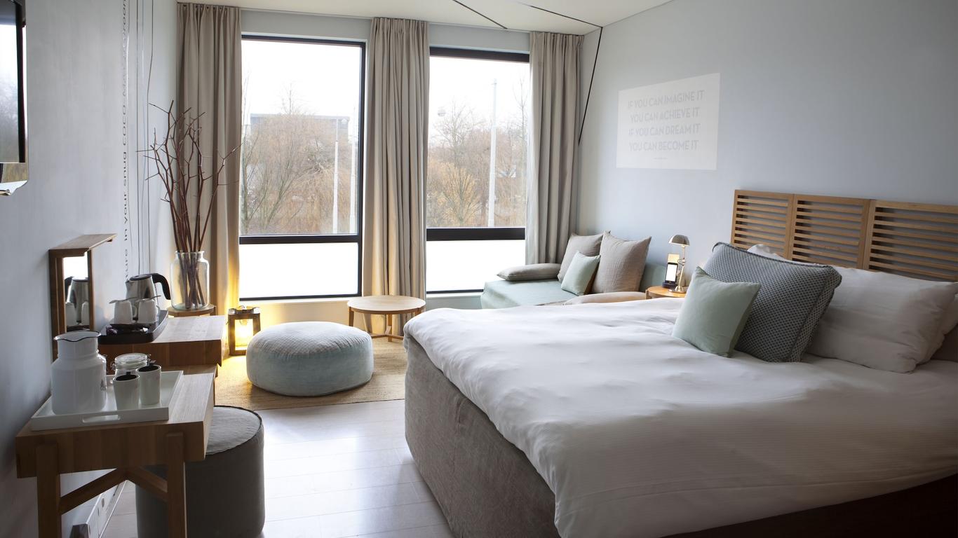 Skotel Amsterdam, Hotelschool The Hague