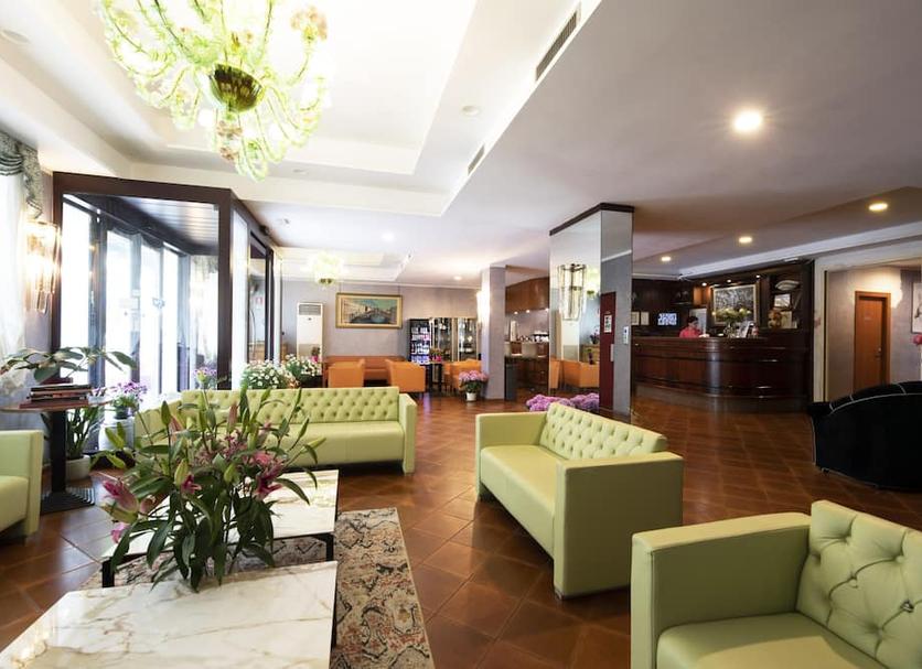 Lobby Foto's