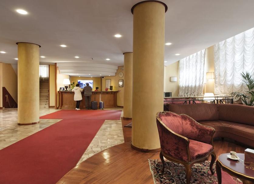 Lobby Foto's