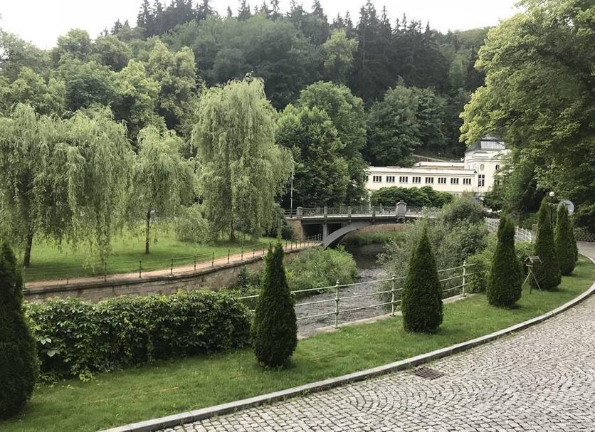 Buiten zicht Foto's