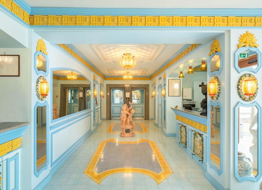 Lobby Foto's