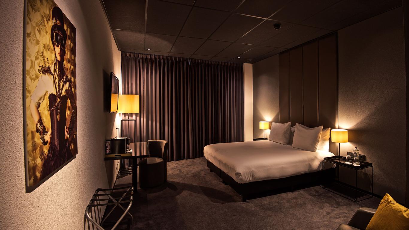 Hotel Glow
