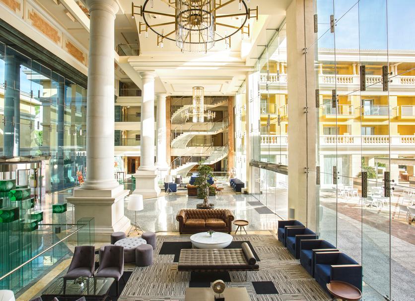 Lobby Foto's