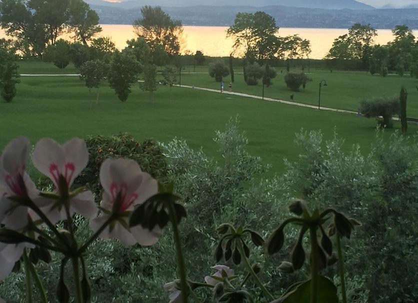Buiten zicht Foto's
